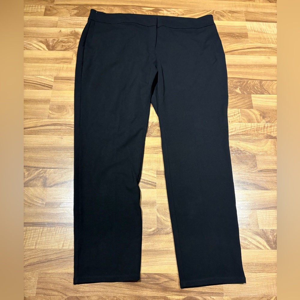 Eileen Fisher Black Straight-Leg Pants